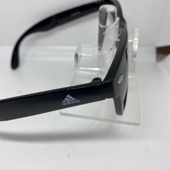 NIP Adidas Retro Style Wayfarer Black Folding Sunglasses UV Protection Eyewear - Picture 4 of 10